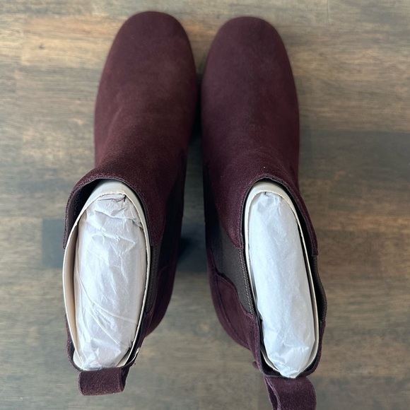 Sanctuary Ravish Chelsea Suede Bootie Burgandy - Picture 3 of 5